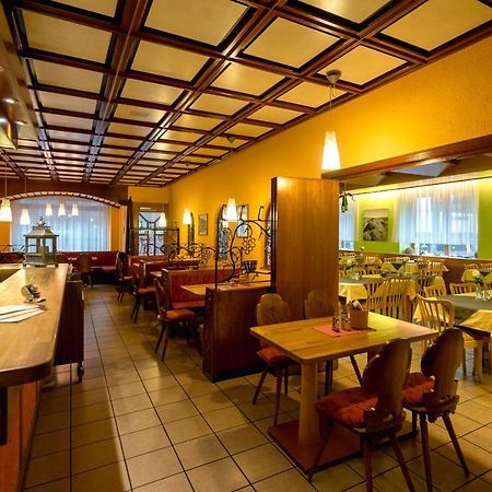 Central-Hotel Traben-Trarbach Zewnętrze zdjęcie
