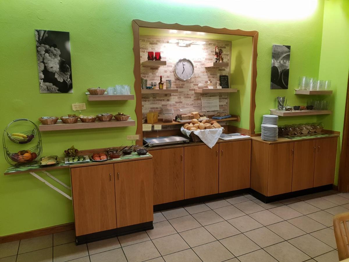 Central-Hotel Traben-Trarbach Zewnętrze zdjęcie